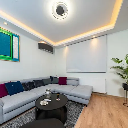 Apartman Modern 2br In The Heart Of The By Flat Manаger Szófia