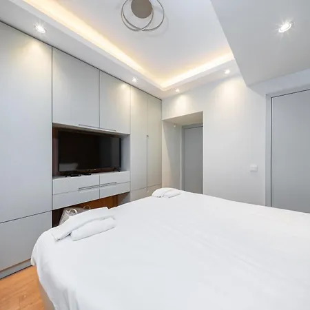 Modern 2br In The Heart Of The Appartement *