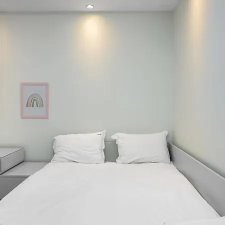 Modern 2br In The Heart Of The Appartement *